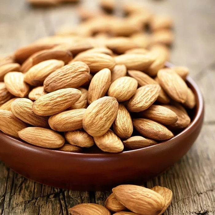 Çiğ Badem içi-show3 Turkish Almonds (Raw) - Image 1