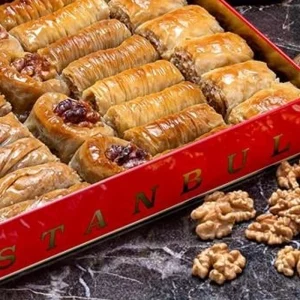 Hafiz Mustafa Karisik Cevizli Baklava show