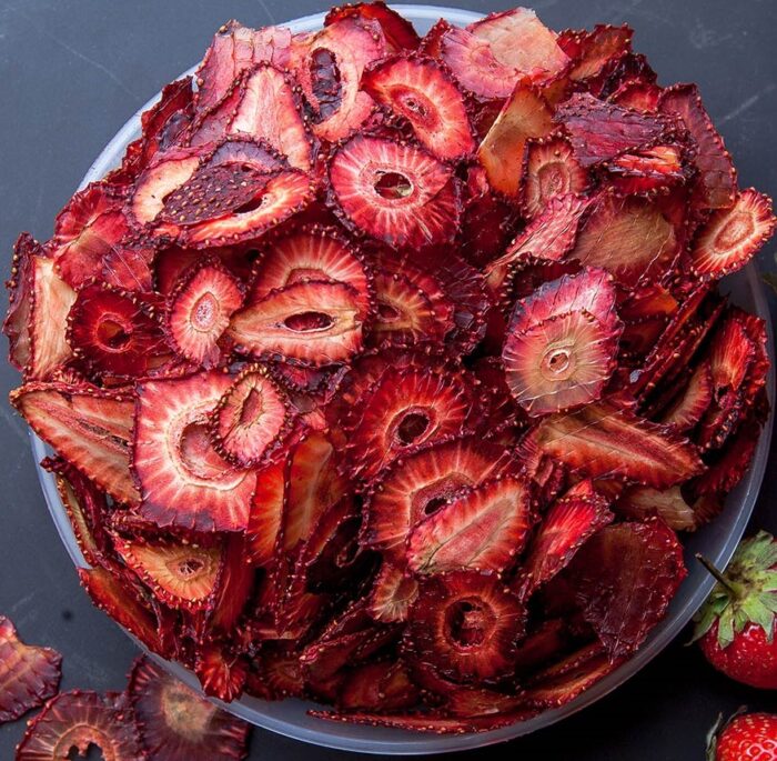 Turkish Natural Sun Dried Strawberry Chips