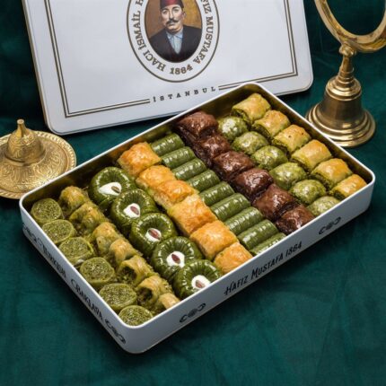 Assorted Turkish Baklava in Metal Box - HafÄ±z Mustafa (2kg)