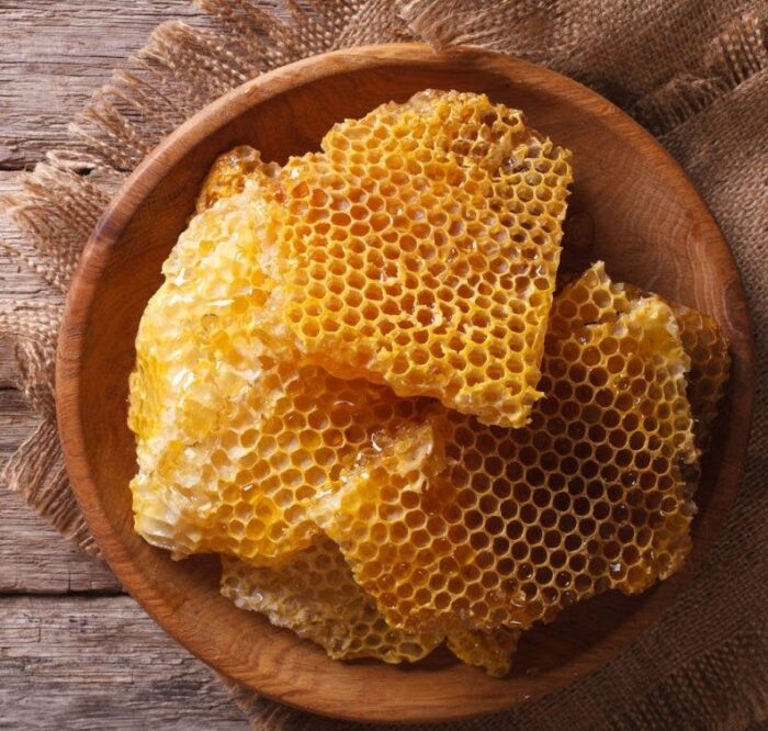 Turkish Natural Organic Karakovan Honeycombs Honey - EÄricayÄ±r