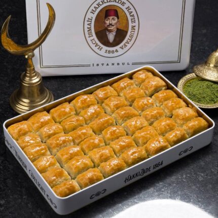 Turkish Baklava Classic with Pistachio - HafÄ±z Mustafa (2.0kg)