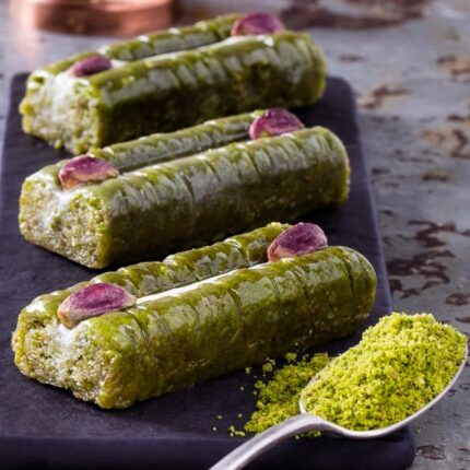 Turkish Baklava Princess with Pistachio - HafÄ±z Mustafa (1.0kg)