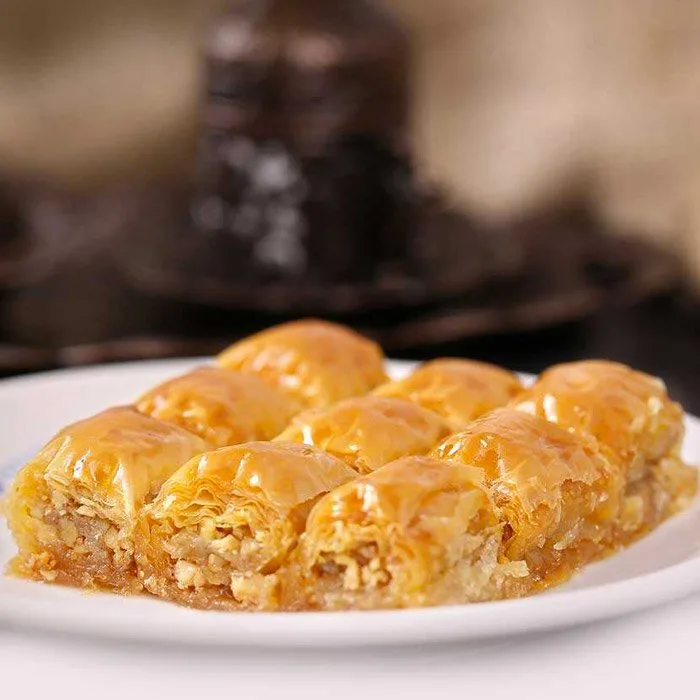 Turkish Baklava with Walnut Mini Classic Turkish Baklava with Walnut Mini Classic