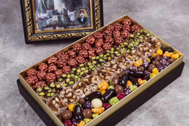 Assorted Turkish Delight, Dragee & Chocolate Special HM 1864 - Hafız Mustafa